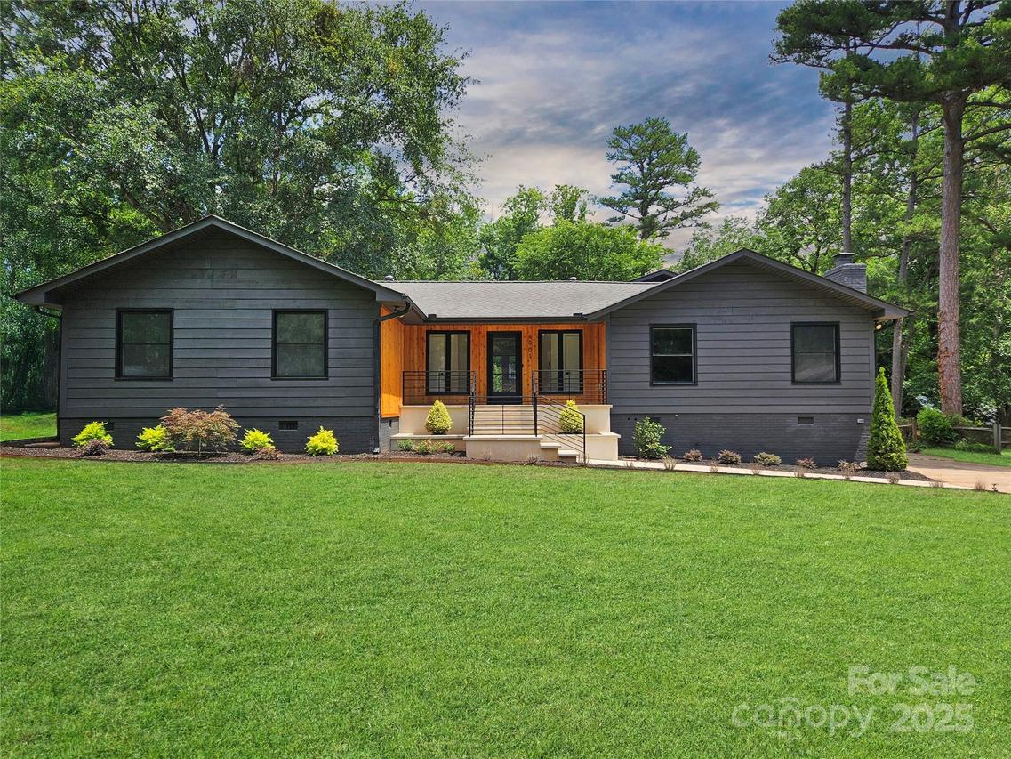 4901 Pine Ridge Rd., Charlotte, NC 28226