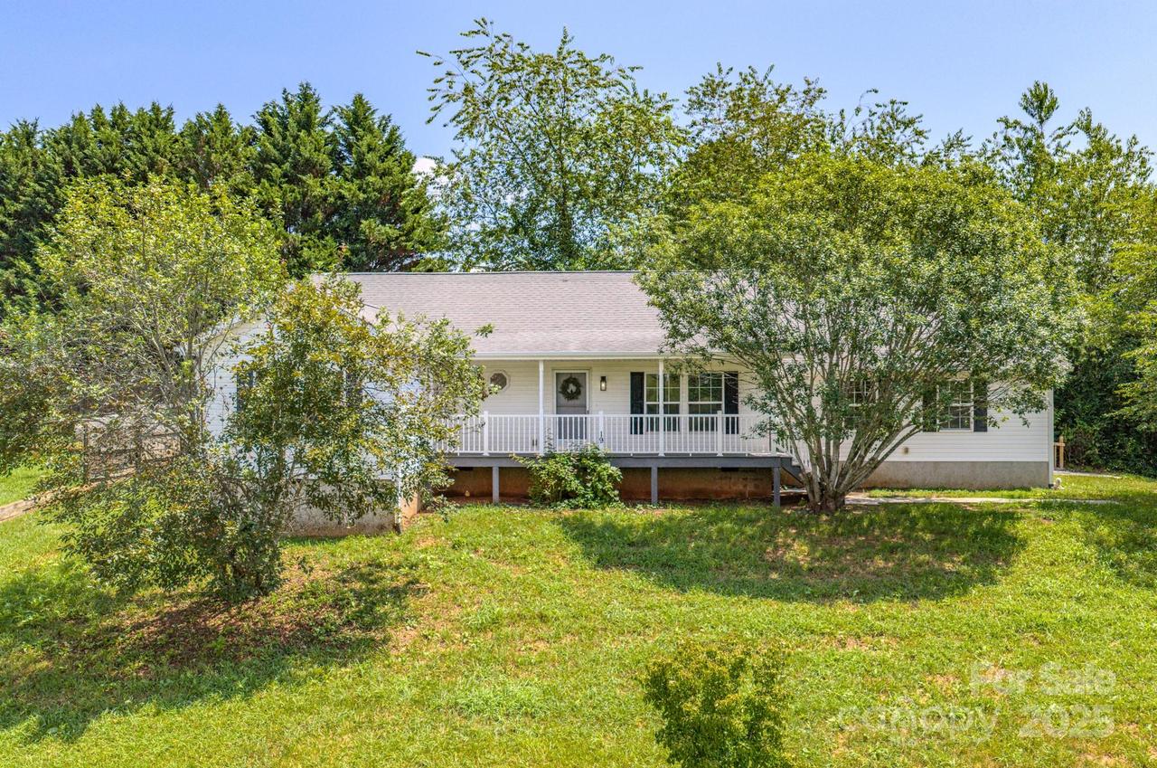 19 New Liberty Rd., Leicester, NC 28748