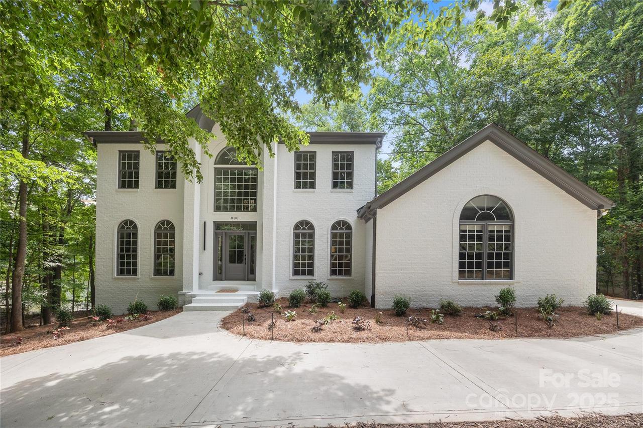 800 Lakeview Shores Loop, Mooresville, NC 28117