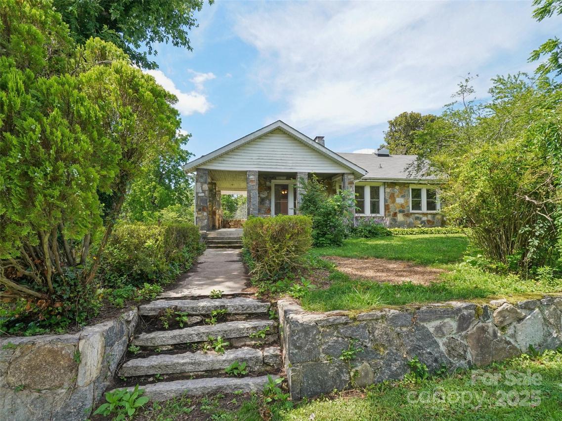 1207 Kanuga Rd., Hendersonville, NC 28739