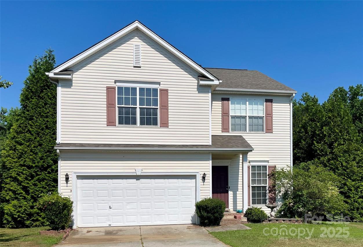 6734 Thistle Down Dr., Harrisburg, NC 28075