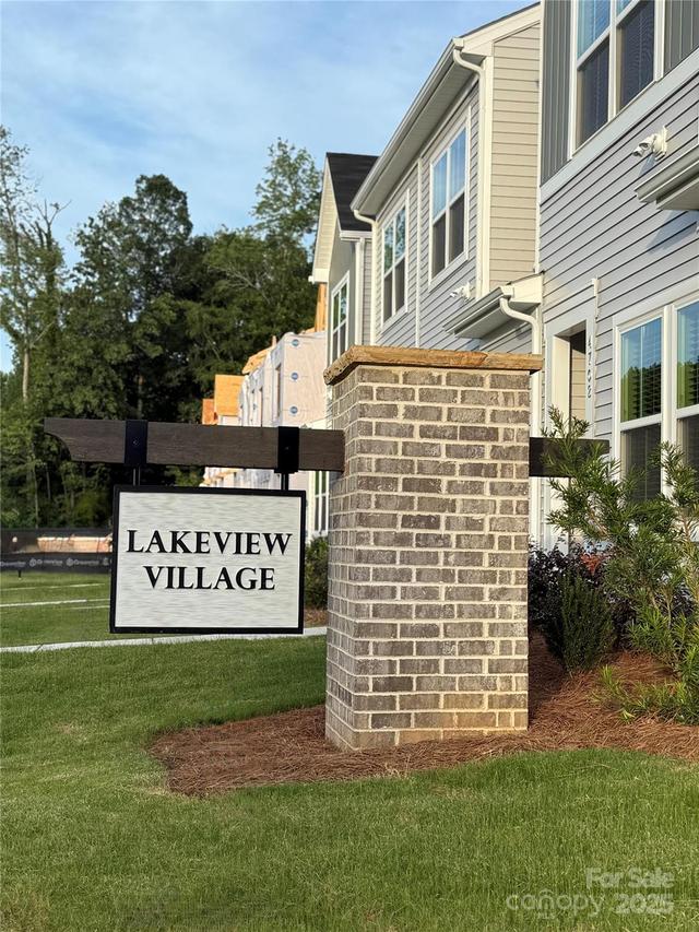 4724 Lakeview Rd. #13, Charlotte, NC 28216