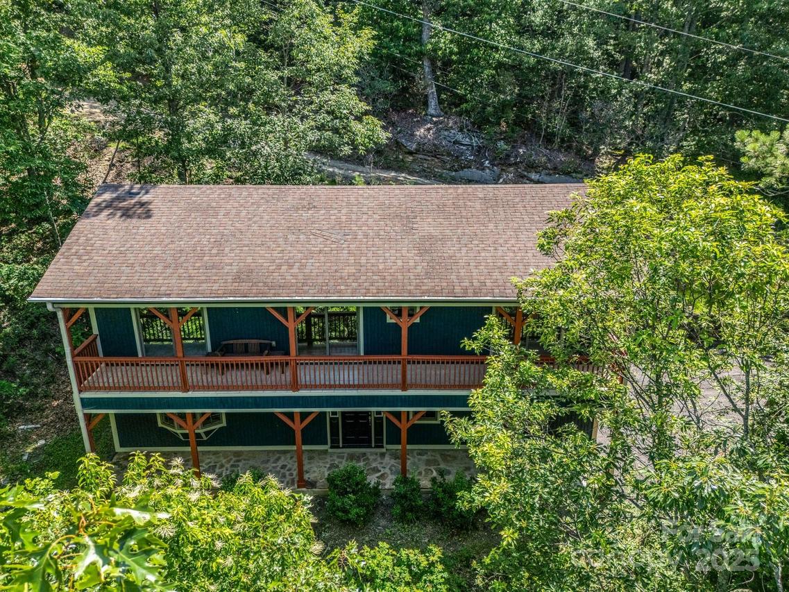 291 Pine Ridge Rd., Hendersonville, NC 28792