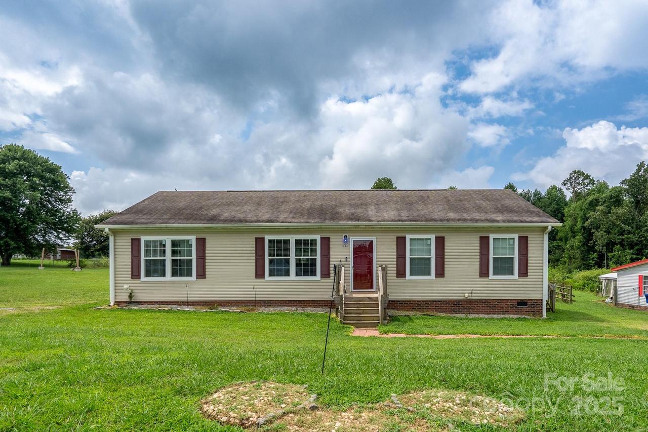 131 Brown Farms Dr., Cleveland, NC 27013