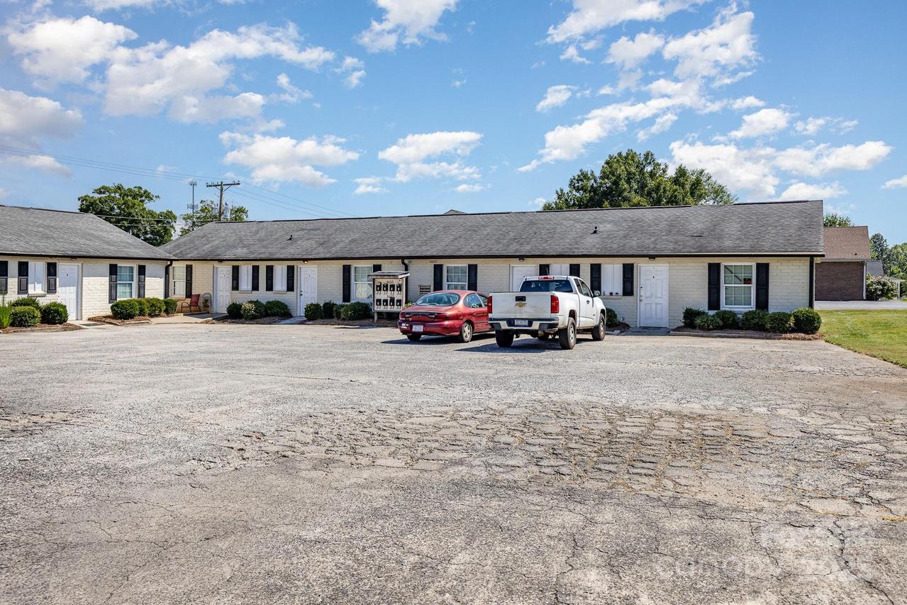 1655 N Webb St., Gastonia, NC 28052