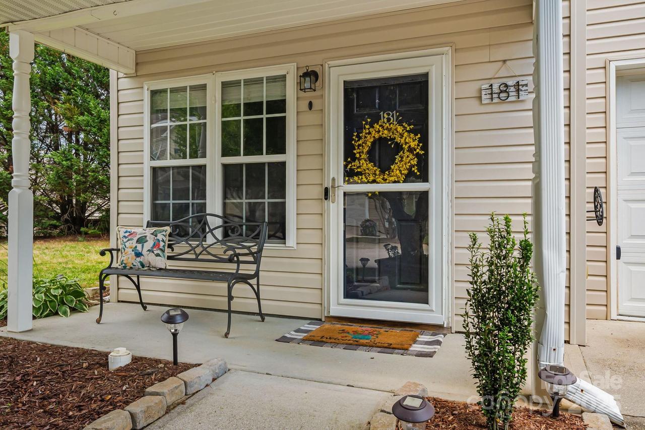 181 Farington Cir., Fletcher, NC 28732