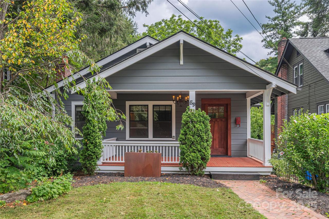 59 Linden Ave., Asheville, NC 28801