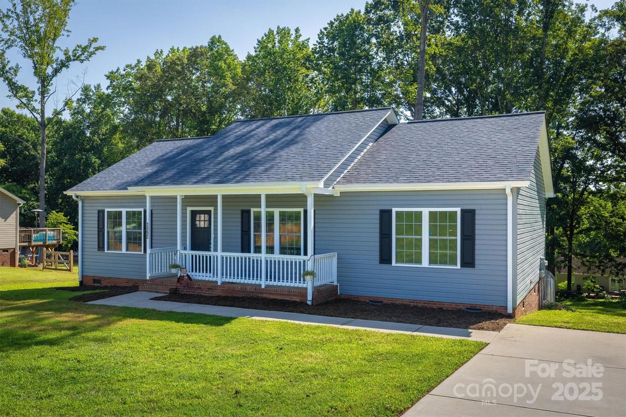1152 Long Dr., Newton, NC 28658