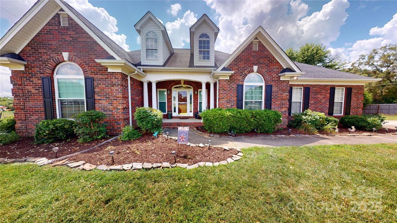 2821 Tara Dr., Monroe, NC 28112