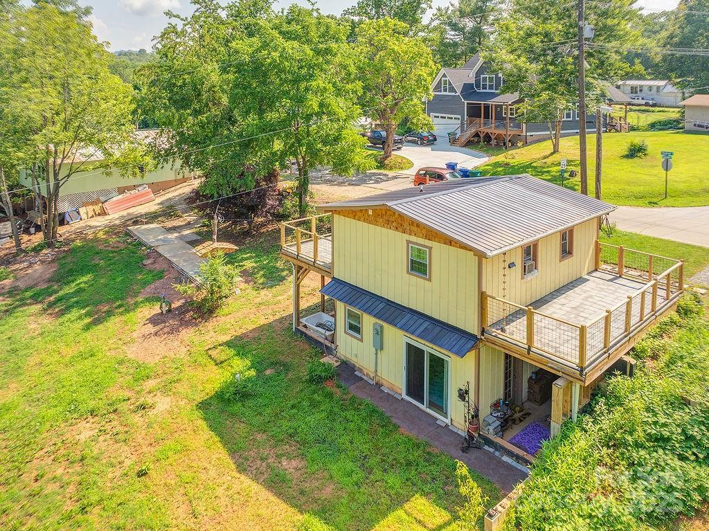 153 Vinewood Cir., Asheville, NC 28806