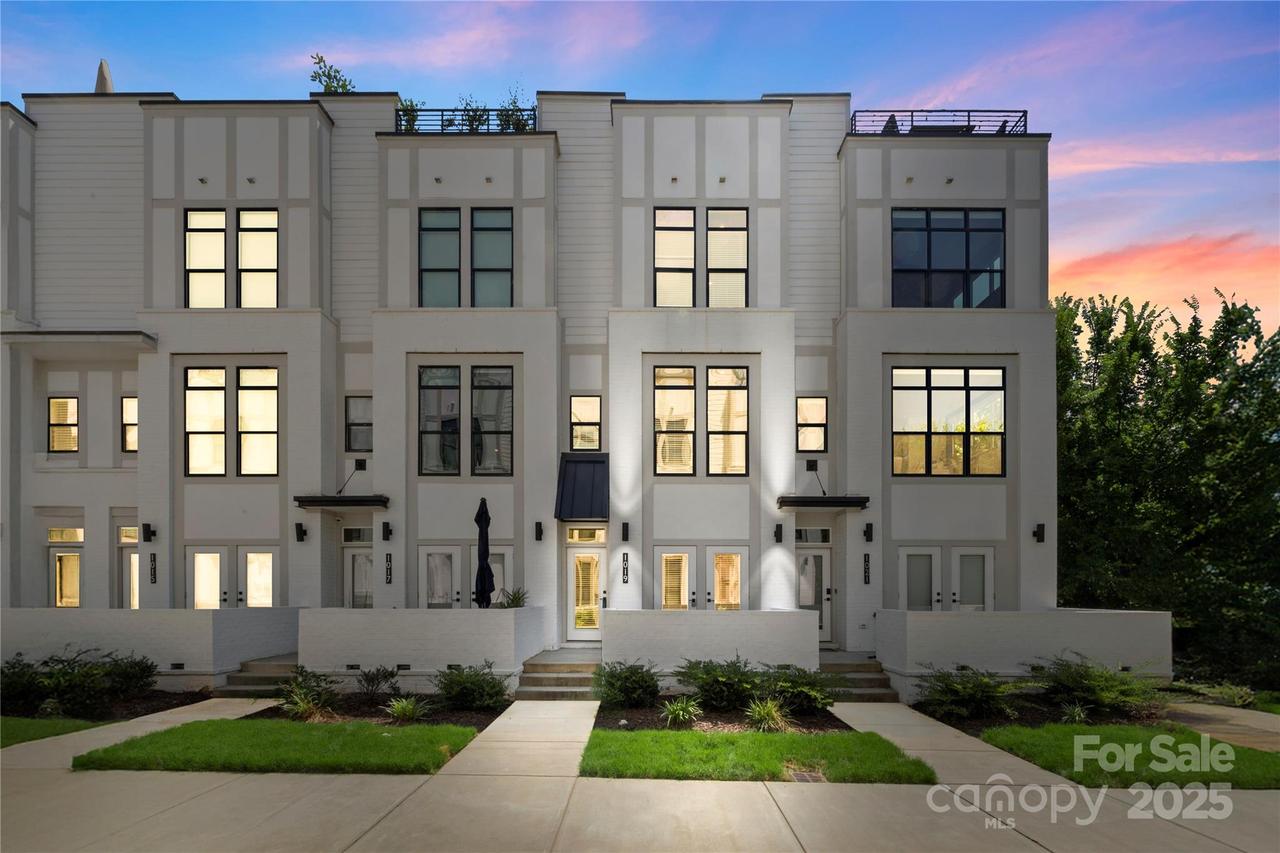 1019 Wesley Terrace Ave., Charlotte, NC 28208