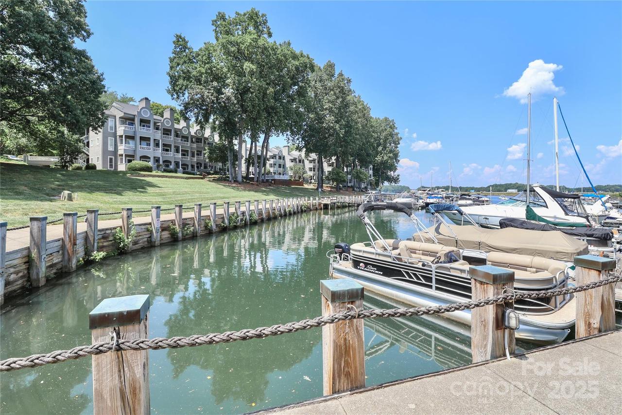 226 Northwest Dr., Davidson, NC 28036