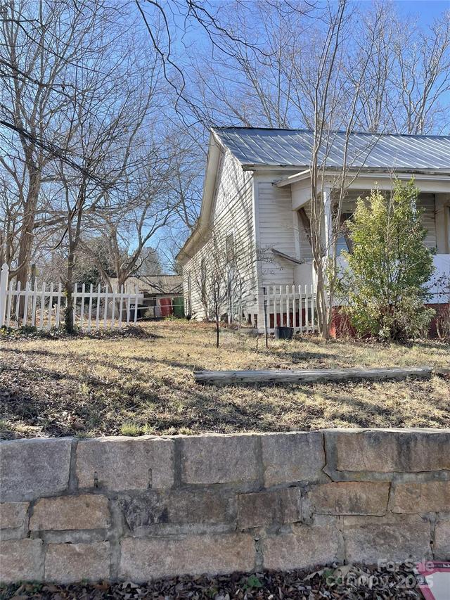 121 W Centerview St., China Grove, NC 28023