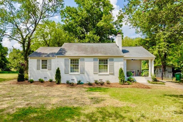 5815 Wedgewood Dr., Charlotte, NC 28210