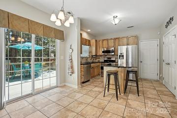 8837 Cedar Run Way, Charlotte, NC 28273