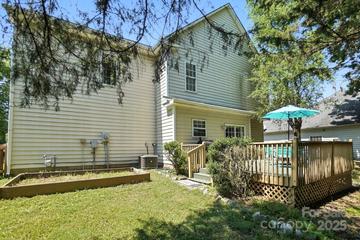 8837 Cedar Run Way, Charlotte, NC 28273