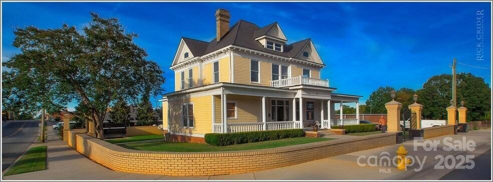 301 Windsor St., Monroe, NC 28112