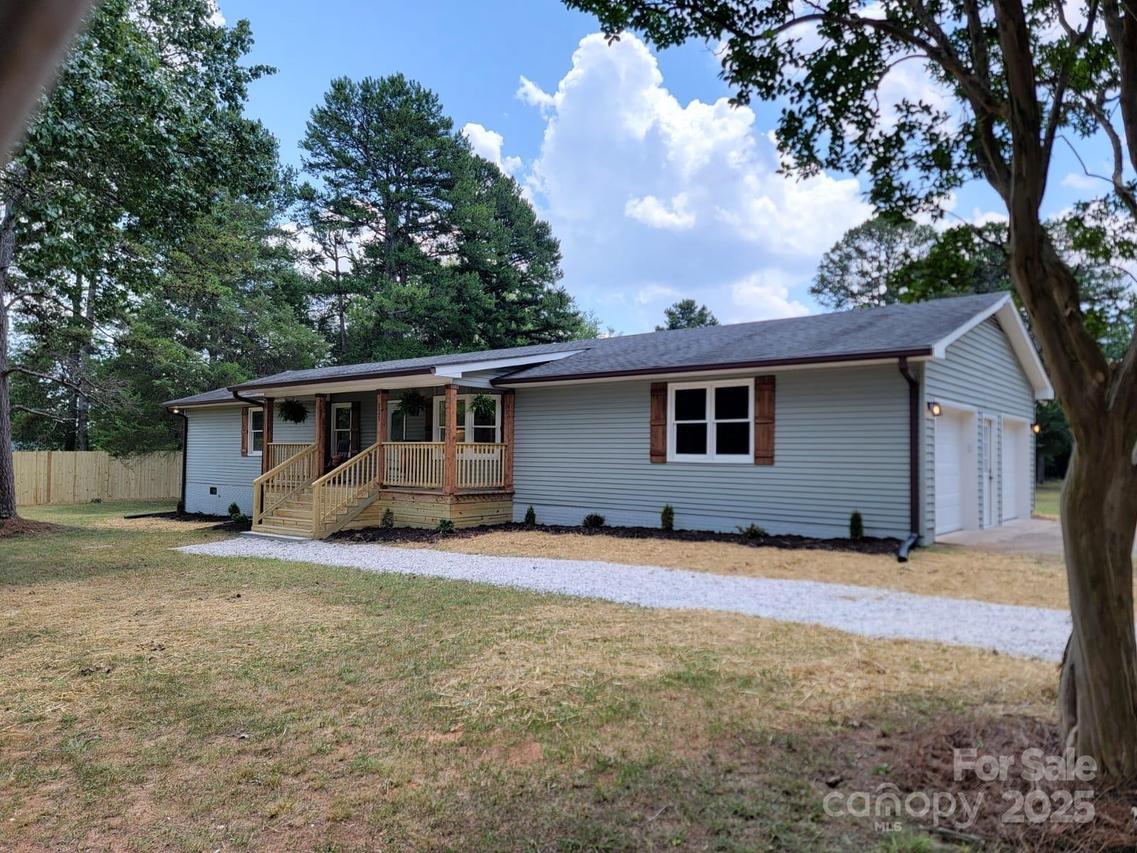 175 Pebble Dr., Salisbury, NC 28147