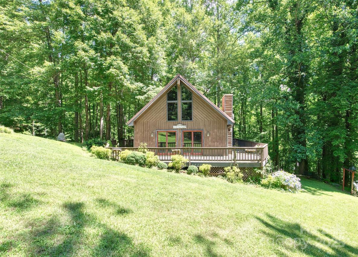 116 Treetops Dr., Candler, NC 28715