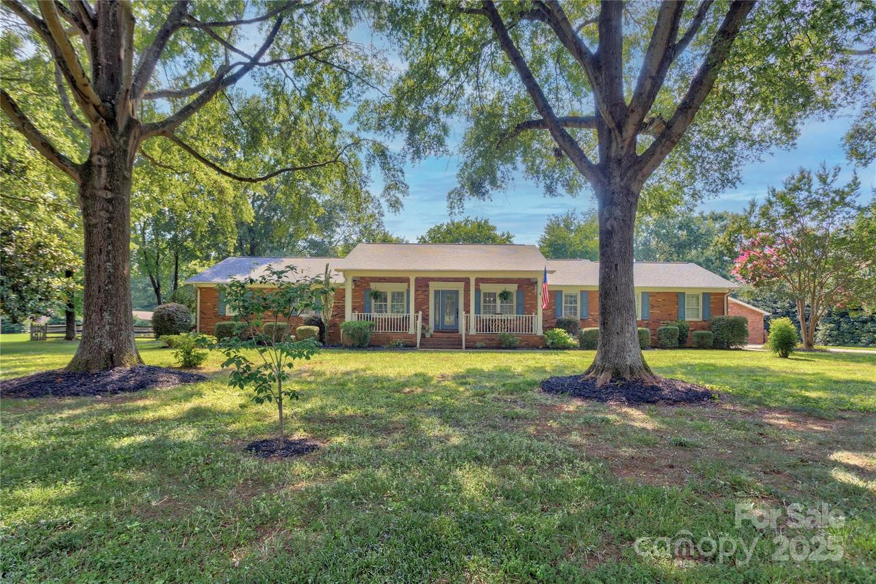 1640 Old Harmony Dr., Concord, NC 28027