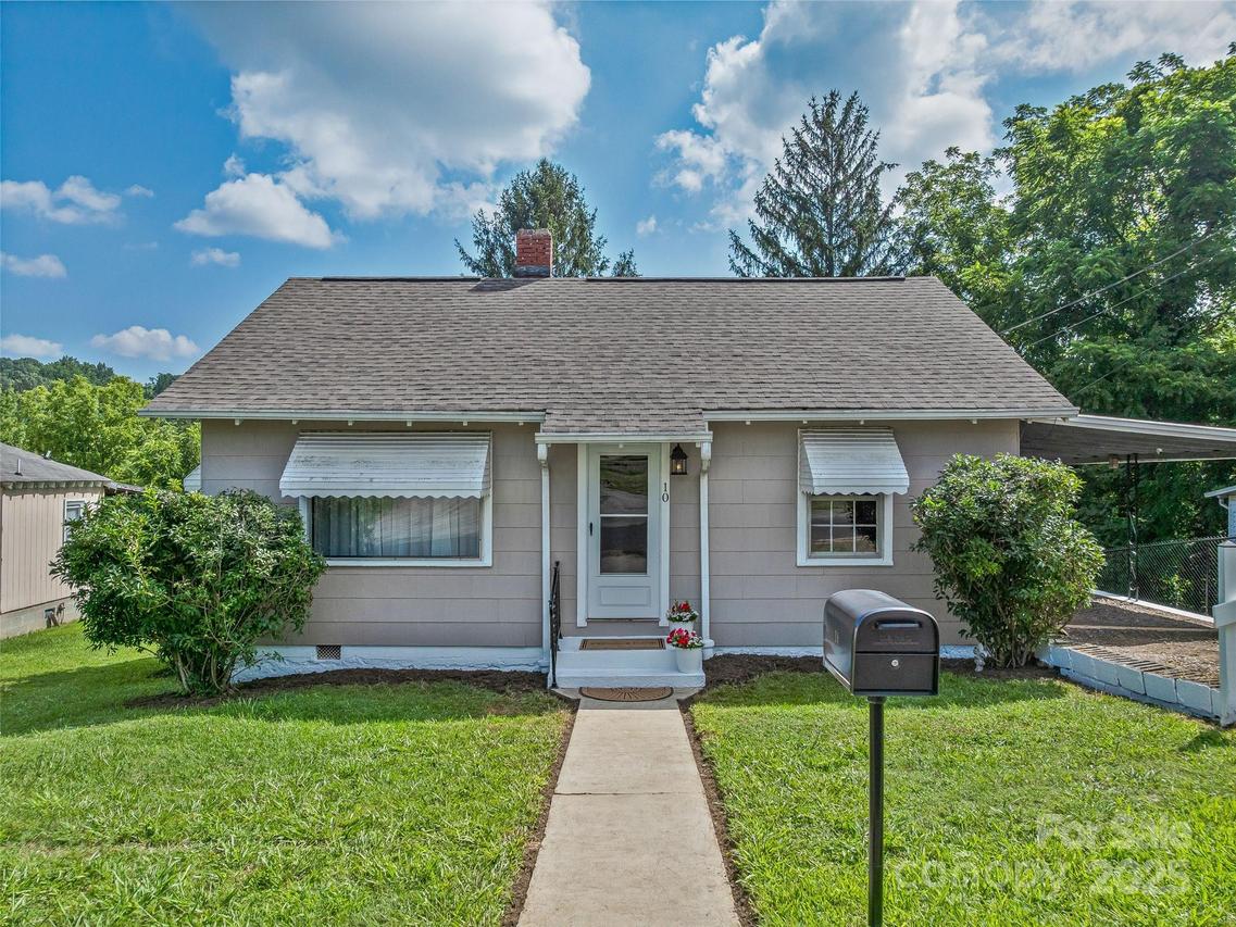 10 Old Pisgah Hwy., Candler, NC 28715