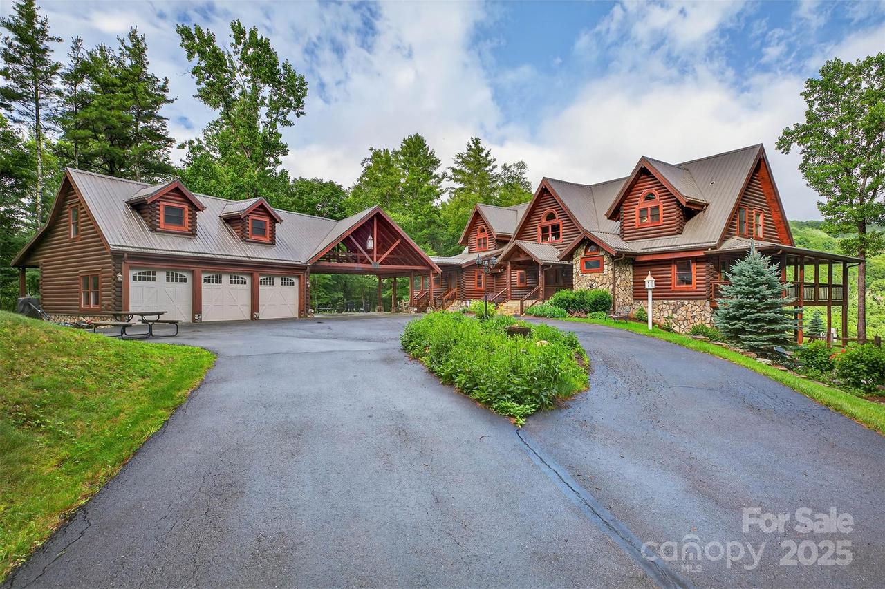 904 Bryan Hollow Rd., Boone, NC 28607