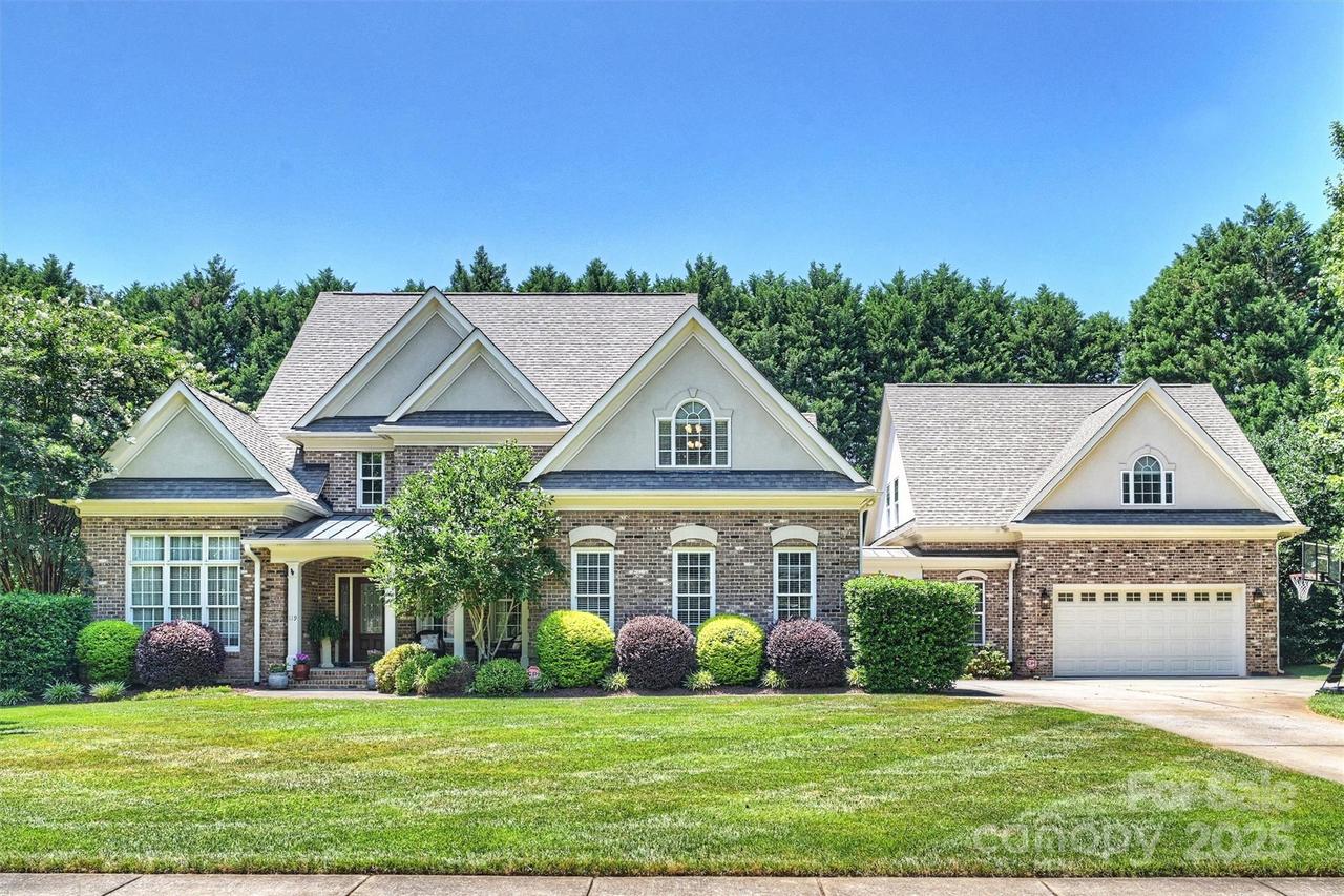 119 Pin Oak Ln., Mooresville, NC 28117