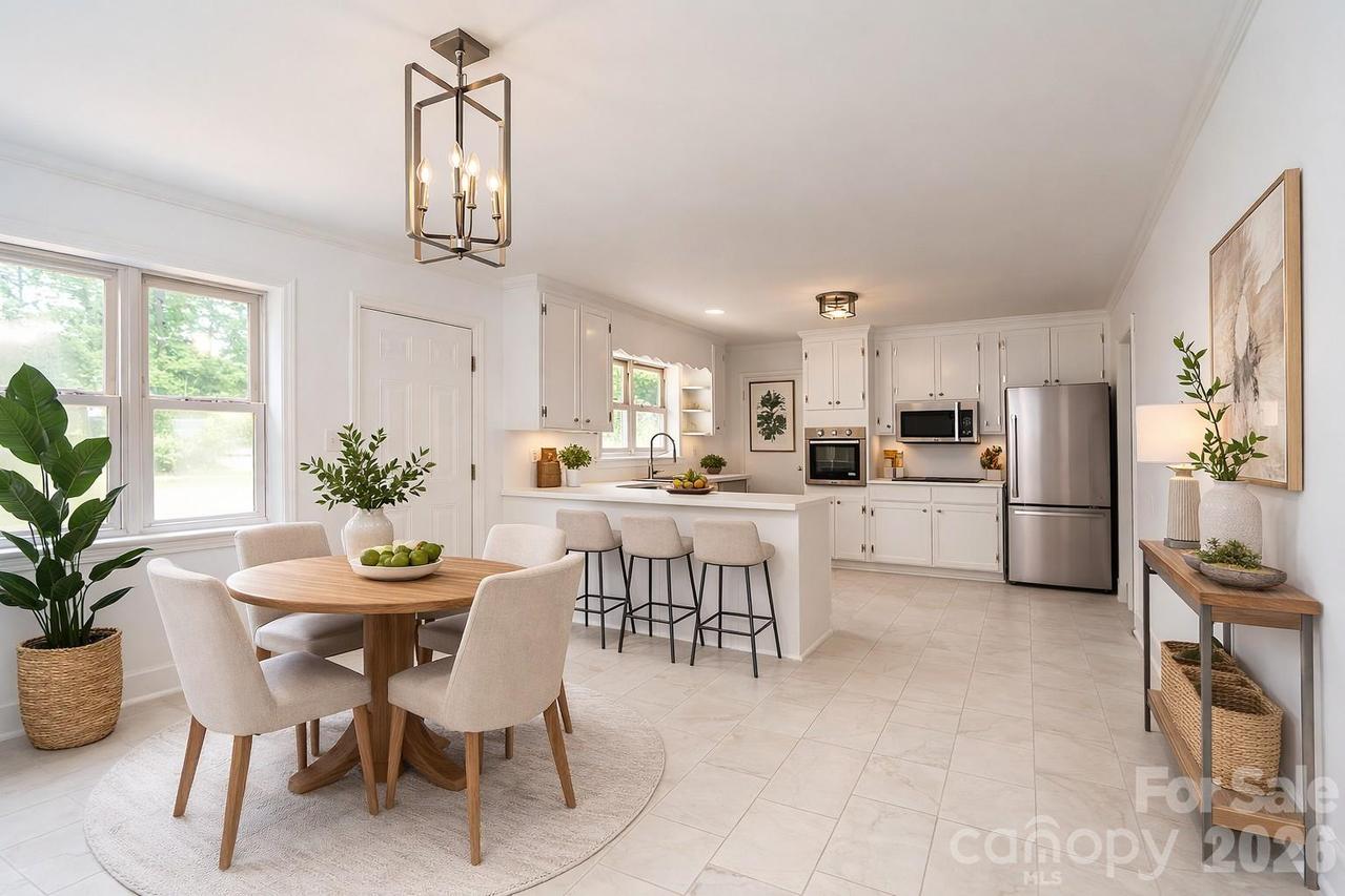 6517 Elmwood Cir., Charlotte, NC 28214