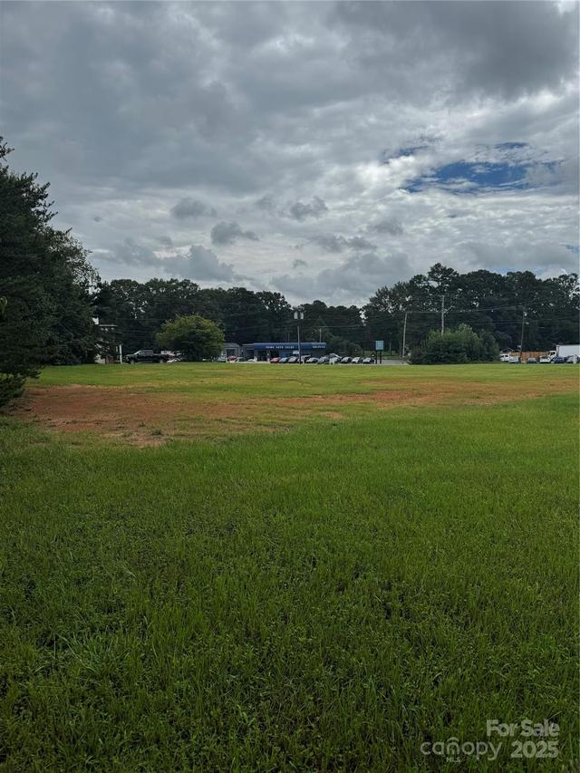 Edgewood Park Ct., Landis, NC 28088