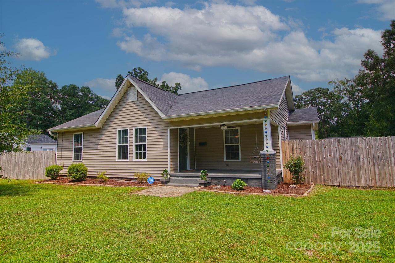 802 Ruth Ave., Kannapolis, NC 28083