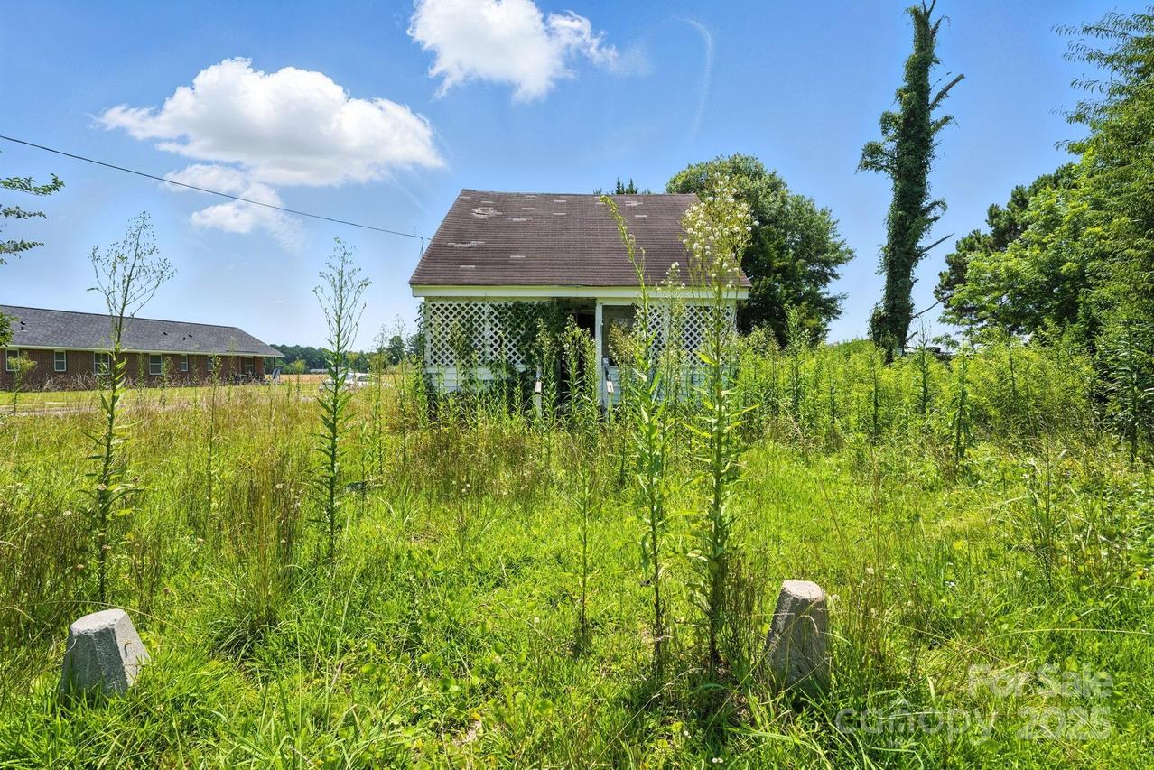 603 Suggs St., Beulaville, NC 28518