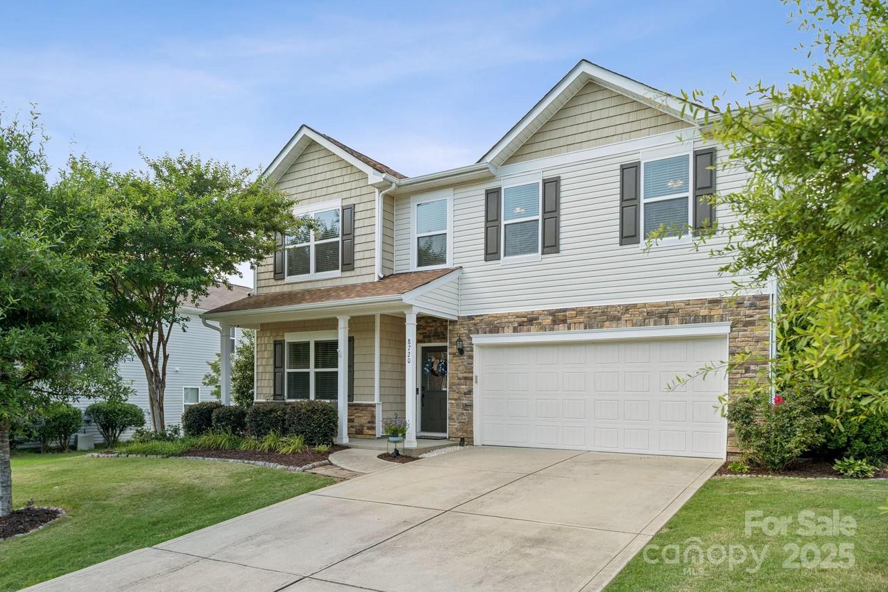8720 Heartleaf Rd., Charlotte, NC 28227