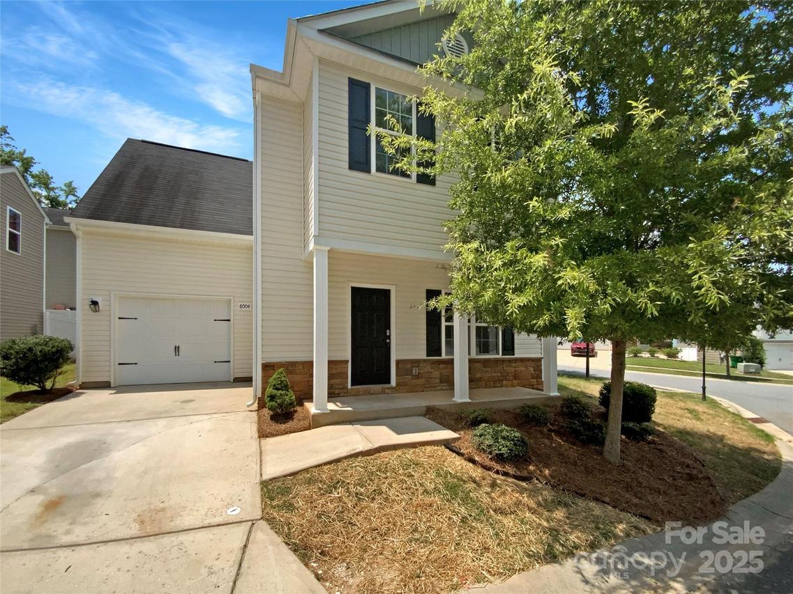 8004 Stevie Oaks Ln., Charlotte, NC 28215