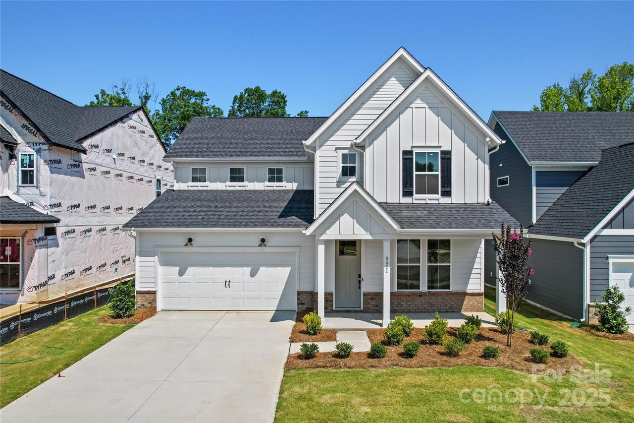 9511 Coast Laurel Ave., Concord, NC 28027