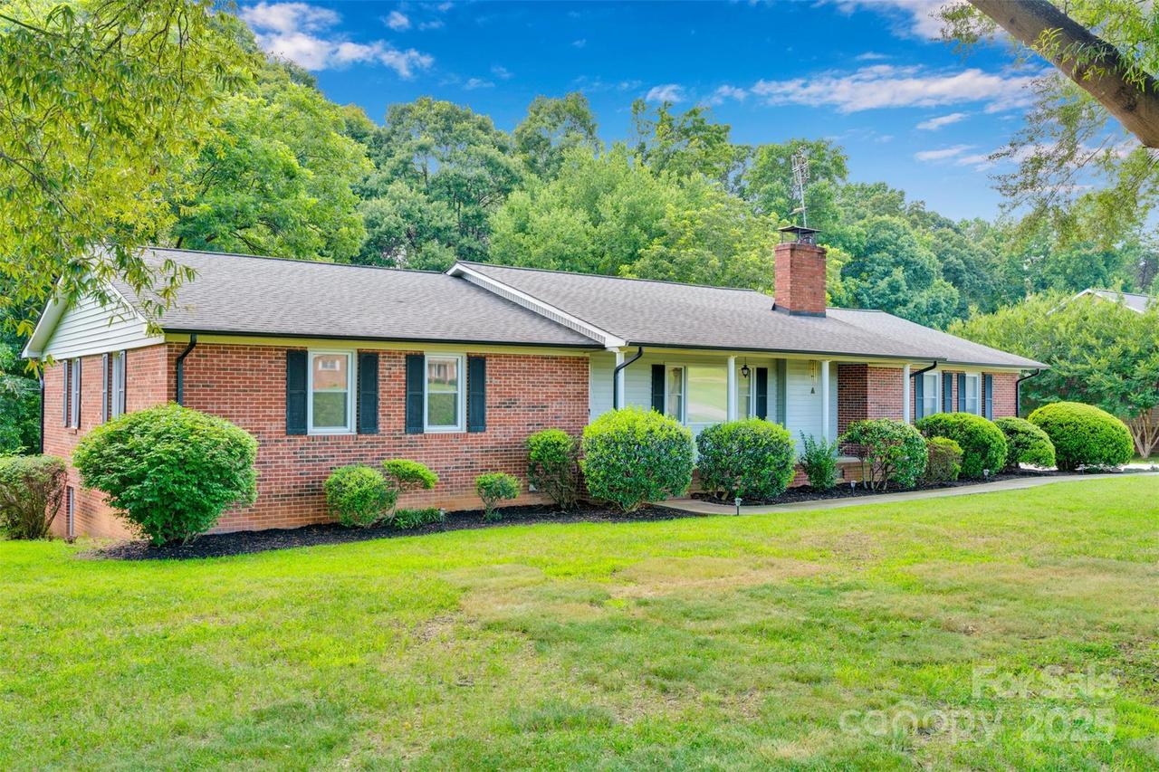 2376 Charlotte Hwy., Mooresville, NC 28117