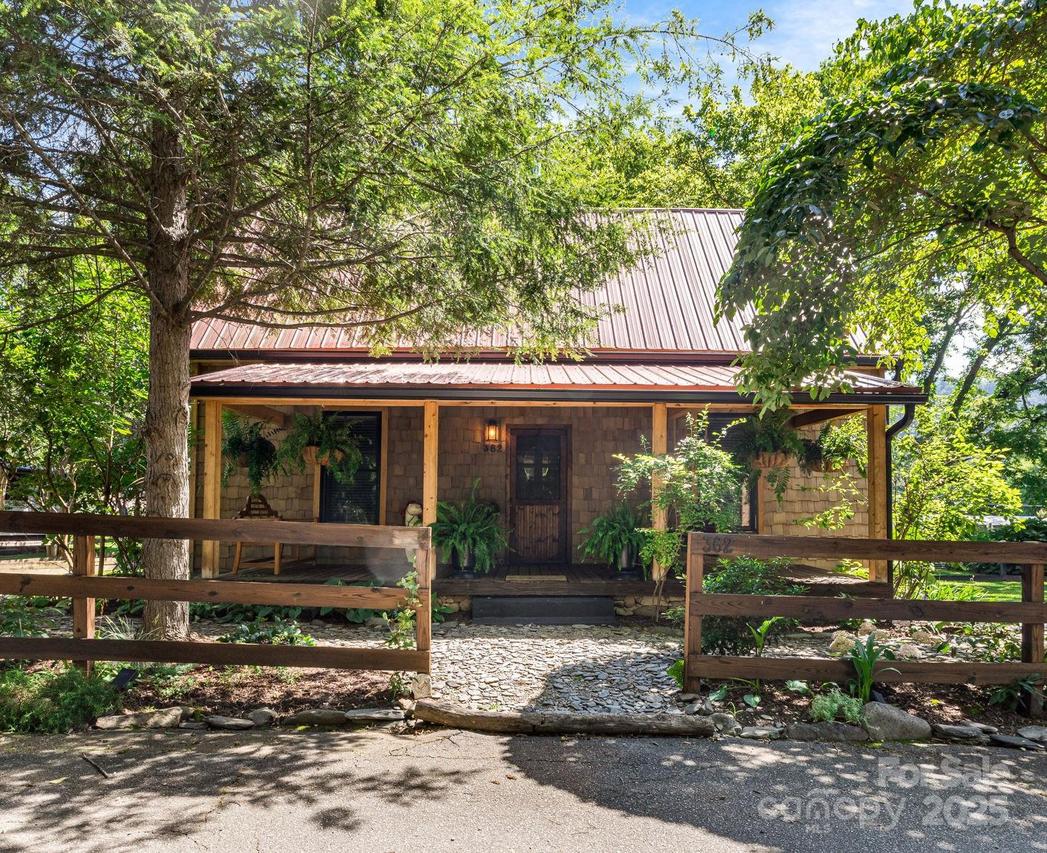 362 S Spring St., Hot Springs, NC 28743