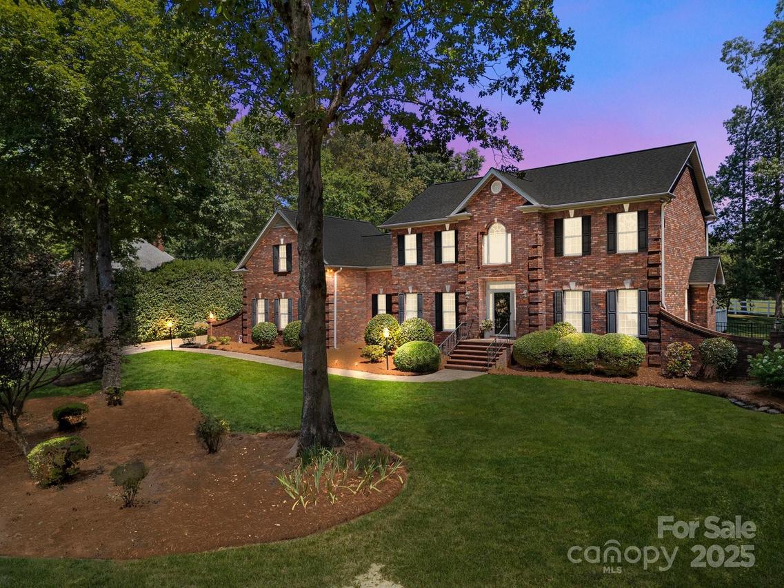 133 Water Oak Ln., Stanfield, NC 28163