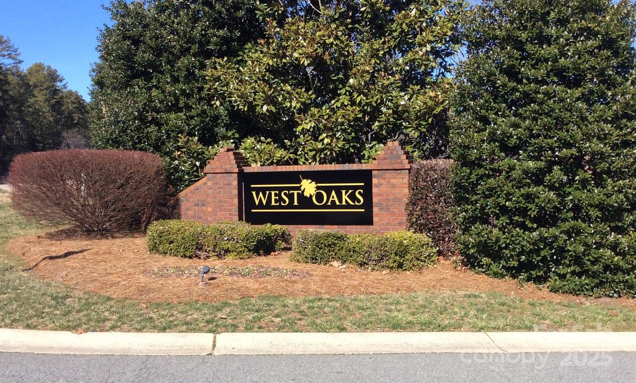 5450 S Oakmont St. #8, Kannapolis, NC 28081