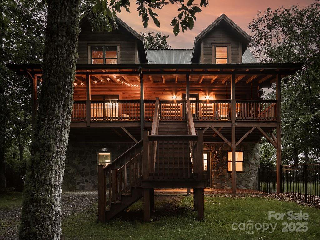 123 Chickadee Ln., Maggie Valley, NC 28751