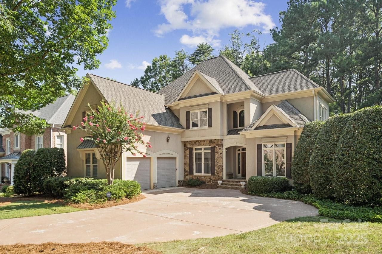 18802 Pentwater Ct., Cornelius, NC 28031