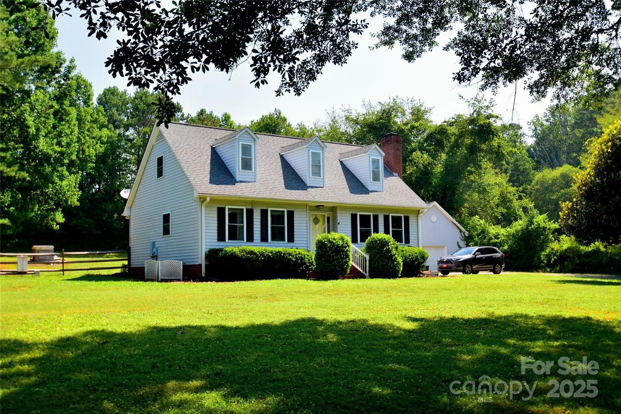 305 Rutledge Rd. ##5, Mount Holly, NC 28120