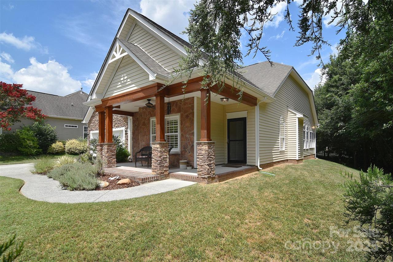 1608 Privette Rd., Matthews, NC 28105
