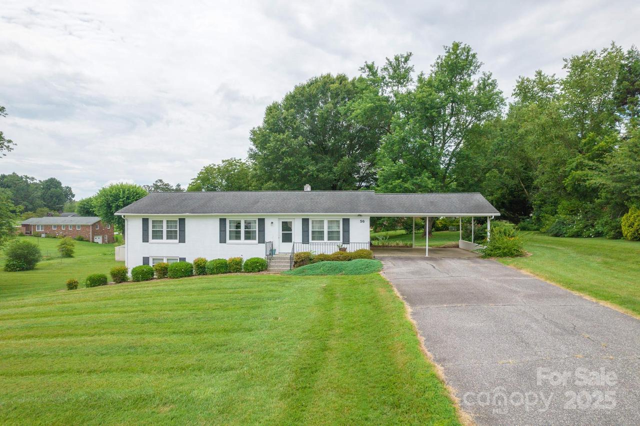 56 Loblollie Rd., Taylorsville, NC 28681