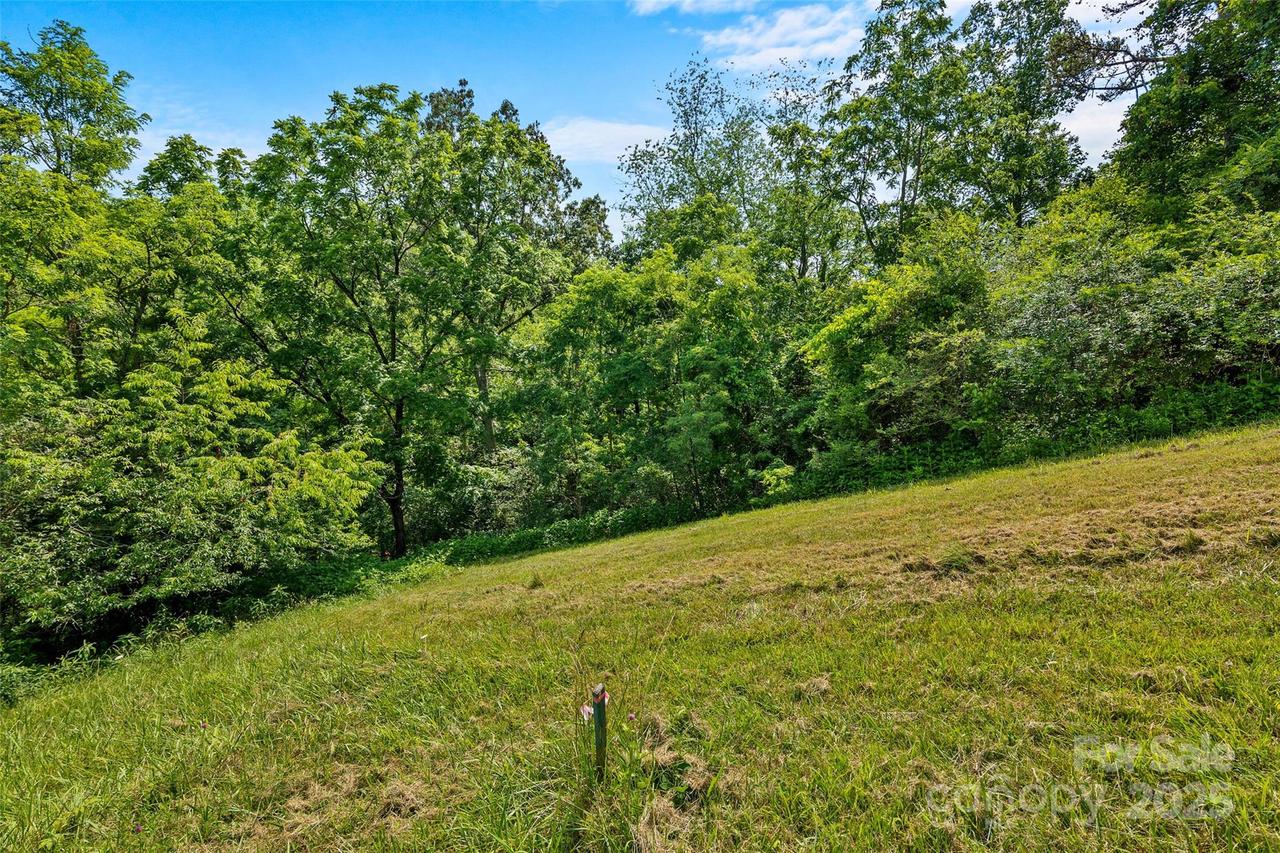 117 Grandview Ridge Dr., Alexander, NC 28701