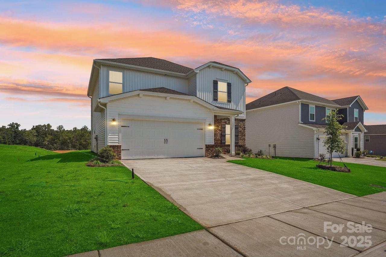 1997 Paddlewheel Dr., Stanley, NC 28164
