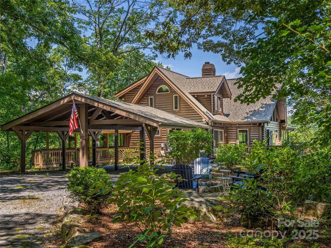 220 Circle Pines Dr., Rosman, NC 28772