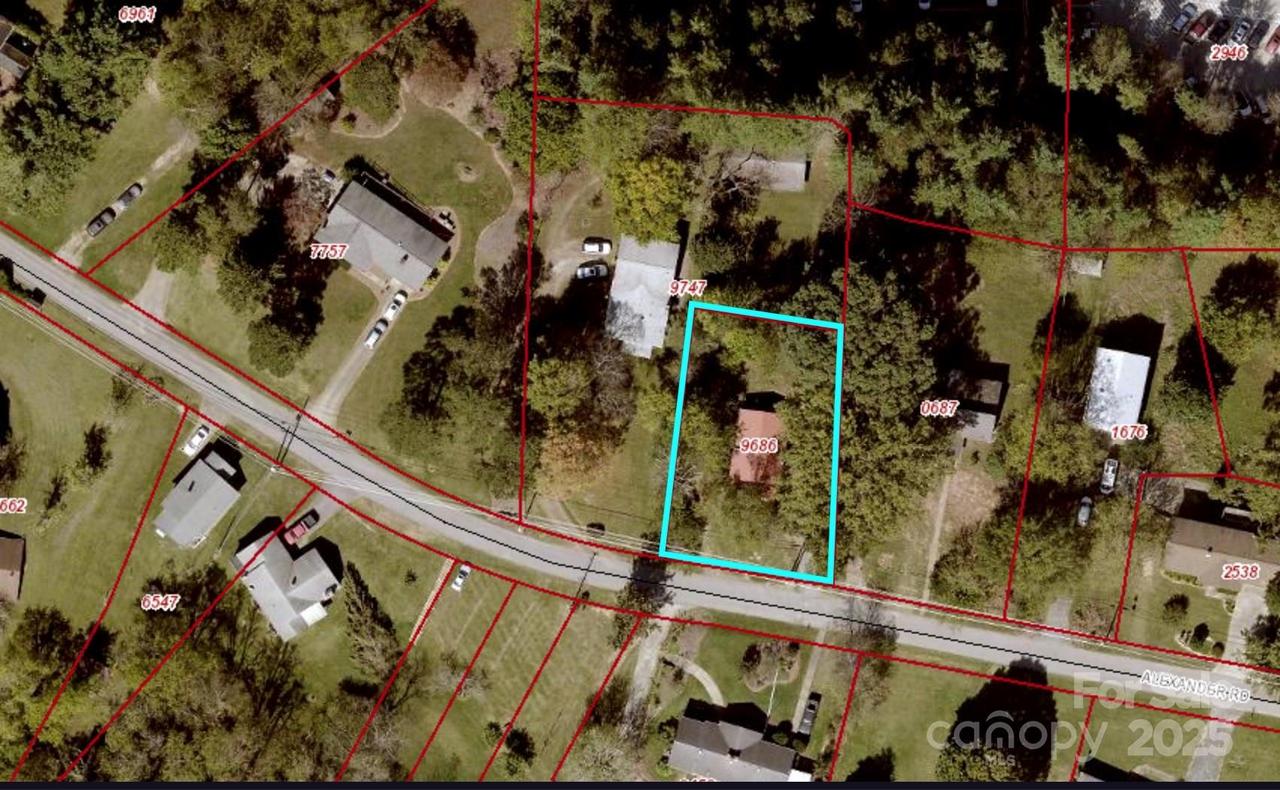 67 Alexander Rd., Weaverville, NC 28787