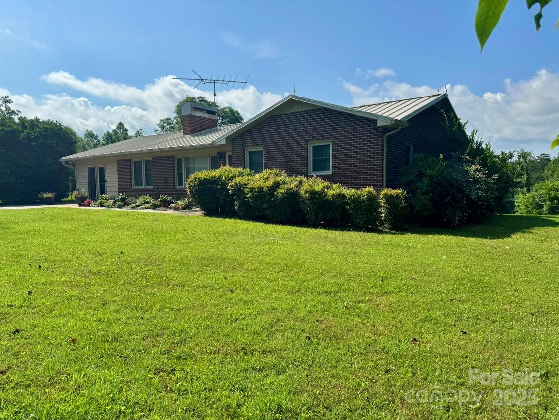 2852 Old Highway 60 Rd., Wilkesboro, NC 28697