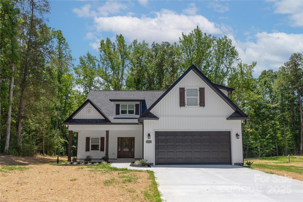 5005 Oconee Dr., Stanley, NC 28164