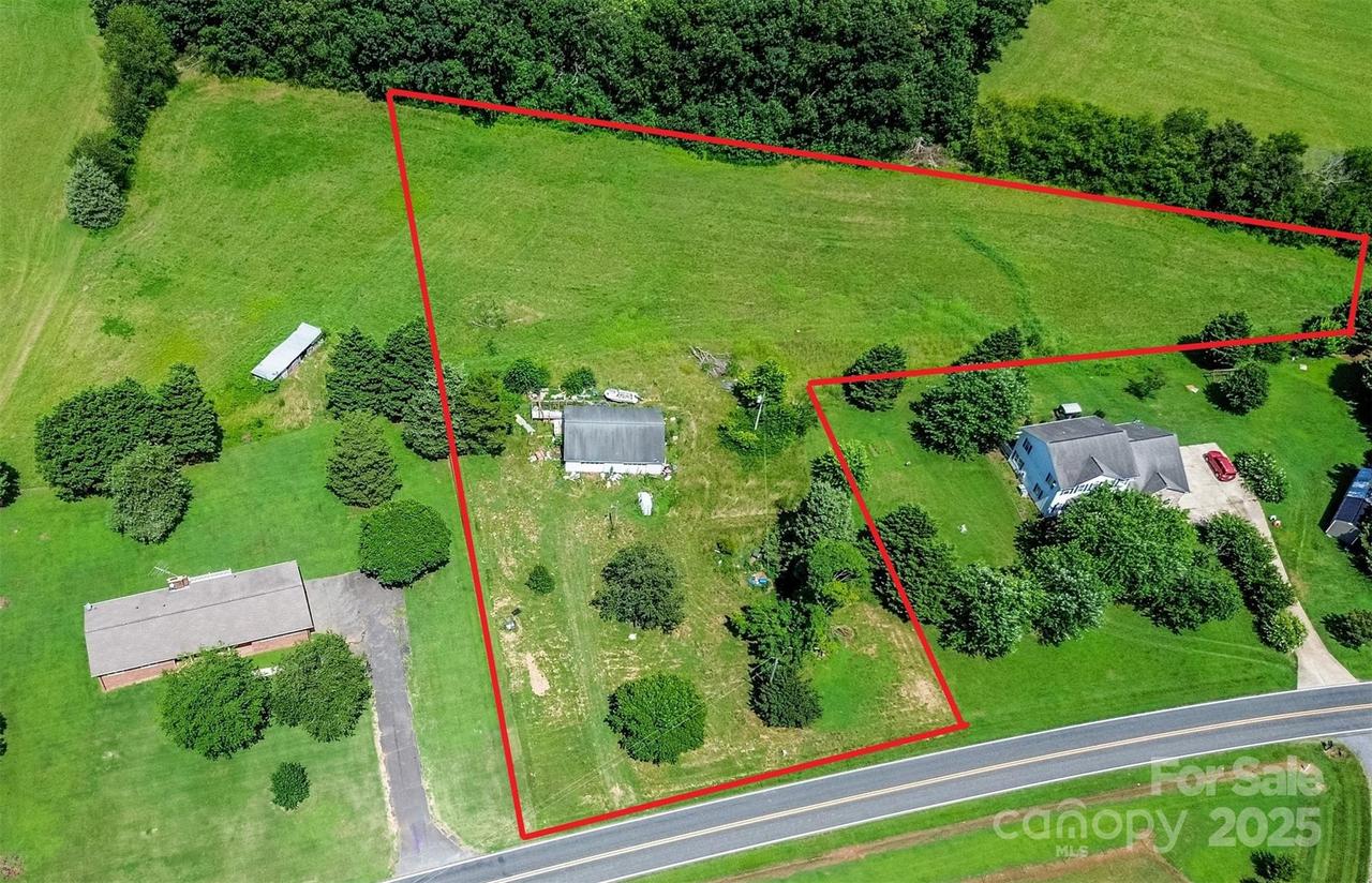 218 Mountain View Rd., Statesville, NC 28625